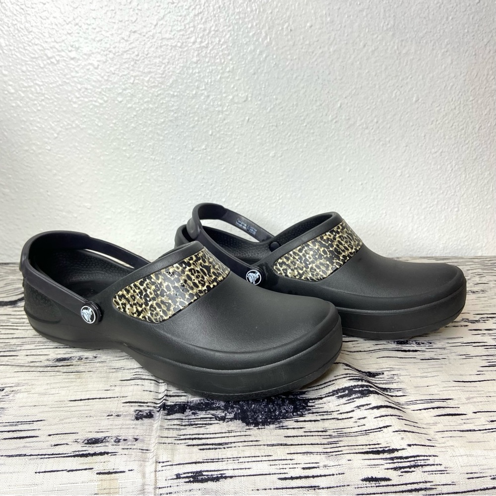 Crocs Mercy Work Clogs Women’s 10 Black Leopard Stripe Slip On Shoes Heel Strap